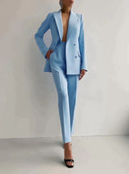 Women’s Tailored Blazer and Trousers Suit Set in Wool Blend for Spring Wear