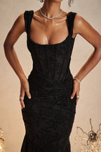 Women’s Lace Maxi Dress for Spring Occasions