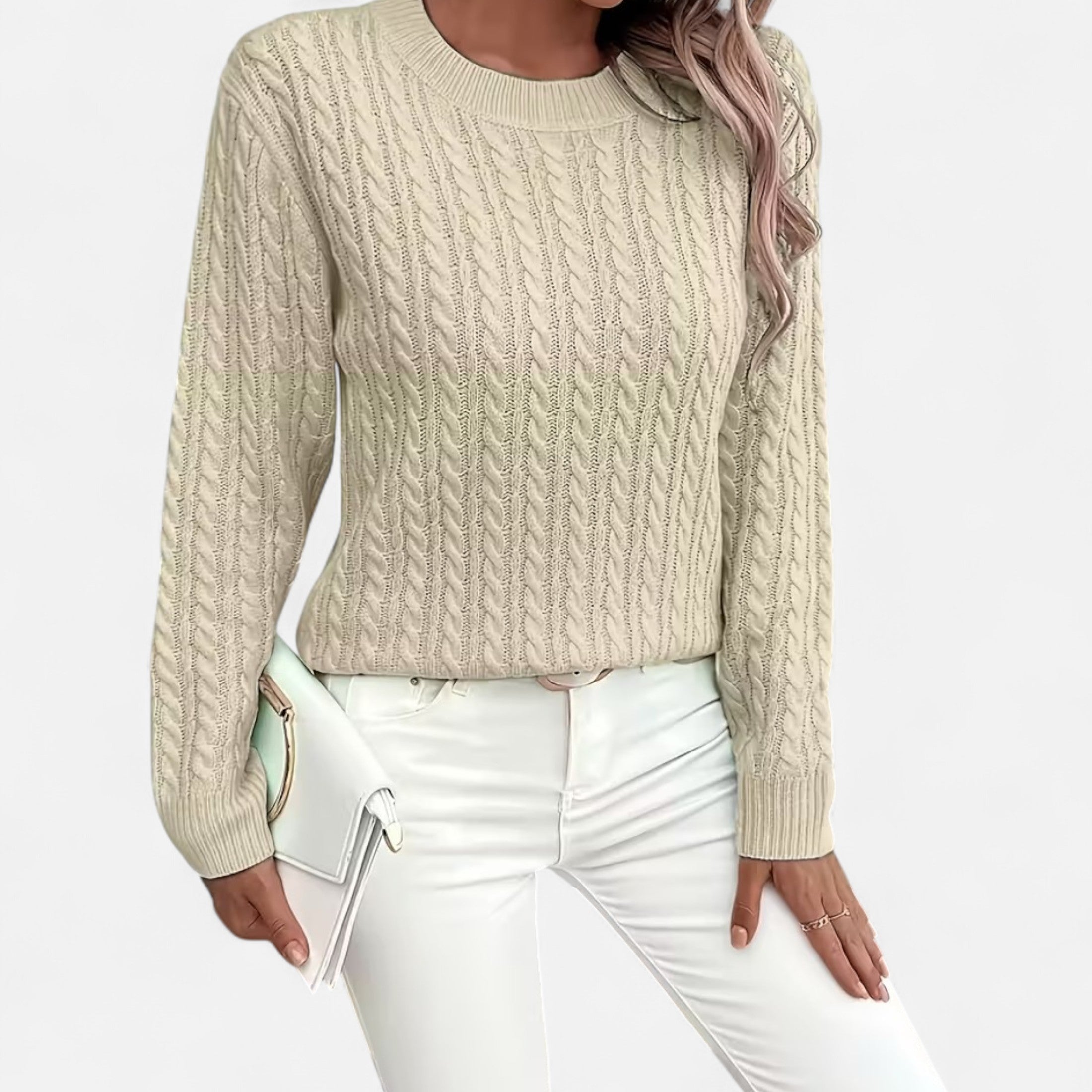 Women’s Wool Cable Knit Jumper for Late Winter and Early Spring